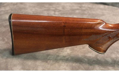 Remington 1100 12 Gauge Semi-auto Shotgun - Image 2 of 10