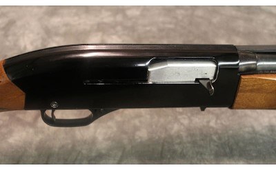 Winchester 140 Semi Auto 12 Gauge Shotgun - Image 3 of 10