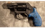 SMITH & WESSON ~ 351PD ~ 22 MAGNUM RIMFIRE - 4 of 4