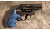 SMITH & WESSON ~ 351PD ~ 22 MAGNUM RIMFIRE - 1 of 4