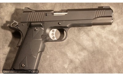 KIMBER ~ ULTRA CARRY II ~ 45 ACP