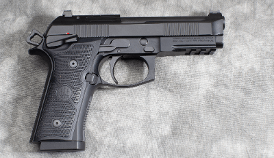 BERETTA
92
9MM LUGER