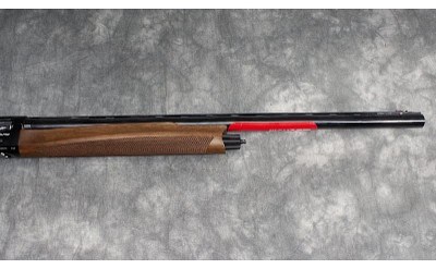 BENELLI ~ MONTEFELTRO COMPACT ~ 12 GAUGE - Image 4 of 8