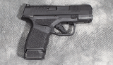 SPRINGFIELD ARMORY ~ HELLCAT ~ 9MM LUGER - 1 of 2