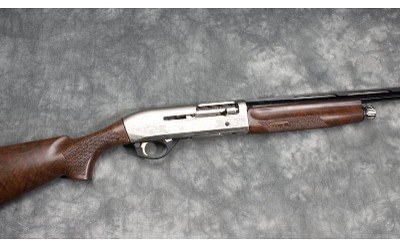 BENELLI ~ DUCA DI MONTEFELTRO ~ 20 GAUGE - Image 3 of 9