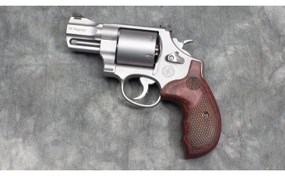 SMITH & WESSON ~ 629-6 ~ .44 MAGNUM - Image 2 of 2