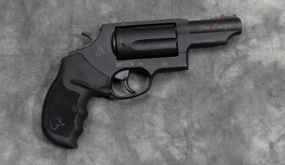 TAURUS ~ THE JUDGE ~ .45LC/.410GA - Image 1 of 2