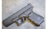 Glock ~ 19 Gen 4 ~ 9mm - 2 of 4