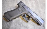 Glock ~ 22 ~ .40S&W - 1 of 4