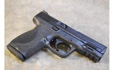 Smith & Wesson ~ M&P40 ~ .40 S&W - 1 of 4