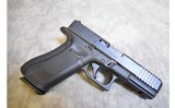 Glock ~ 22 Gen 5 ~ .40 S&W - 1 of 4