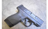 Smith & Wesson ~ M&P9 Shield M2.0 ~ 9mm