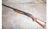 Ithaca Gun Co. ~ Model 37 Featherlight ~ 12 Gauge - 2 of 4