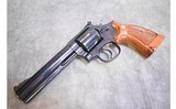 Smith & Wesson ~ 586 ~ .357 Magnum - 2 of 4