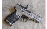 Smith & Wesson ~ M&P 40 M2.0 ~ .40 S&W - 2 of 4