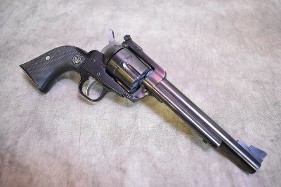 Ruger
New Model Blackhawk
.357 Magnum