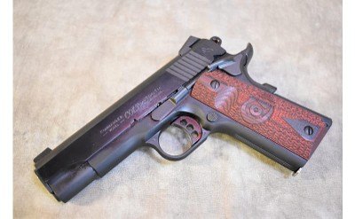Colt ~ Lightweight Commander ~ 9mm
