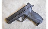 Smith & Wesson ~ M&P40 ~ .40 S&W - 2 of 4