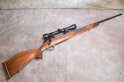 Weatherby ~ Mark V ~ .300 Weatherby Magnum
