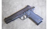 Magnum Research ~ MR1911G ~ .45 ACP - 2 of 4