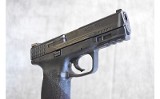 Smith & Wesson ~ M&P40 M2.0 ~ .40 S&W - 3 of 4