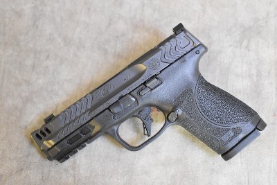 Smith & Wesson ~ M&P 9 M2.0 Comp ~ 9mm