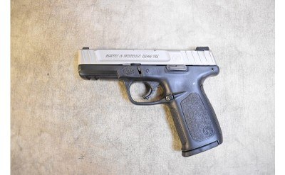 Smith & Wesson ~ SD40VE ~ .40 S&W - Image 2 of 4
