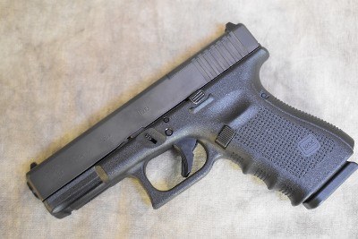 Glock ~ 19 Gen 4 ~ 9mm Luger - Image 1 of 4
