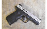 Smith & Wesson ~ SD40 ~ .40 S&W - Image 2 of 4