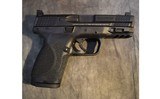 Smith & Wesson ~ M&P 9 ~ 9MM - 1 of 4