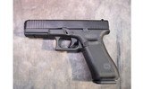 Glock ~ 17 Gen 5 ~ 9 mm Luger - 2 of 4