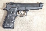 Beretta 92FS - 1 of 4