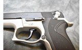 Smith & Wesson 5903 SSV 9mm - 5 of 6