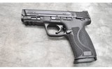 SMITH & WESSON M&P 40 M2.0 40 S&W - 2 of 2
