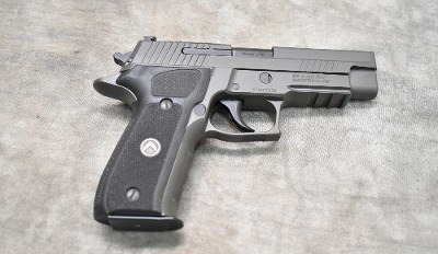 SIG SAUER P226 9MM