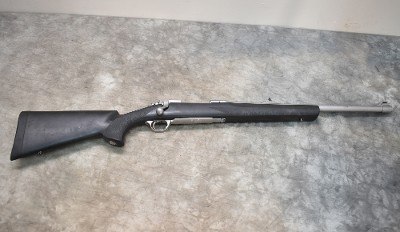 RUGER M77 HAWKE 375 RUGER