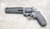 TAURUS RAGING HUNTER 44 MAGNUM - 1 of 2