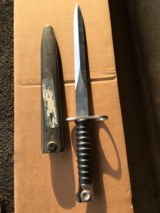 Swiss bayonet and scabbard
SG-57 Wenger - 1 of 4