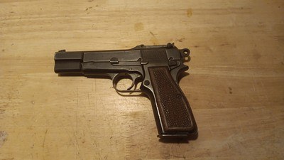 FN D'Armes de Guerre Pistole 640(b) 9mm