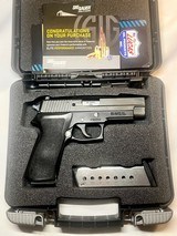 Sig Sauer P2022 BSS - 1 of 5