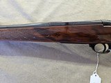 Attention collectors- Weatherby MKV Varmintmaster 22-250 - 5 of 11