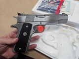 Colt Gold Cup national match 1911 45acp lnib - 3 of 9