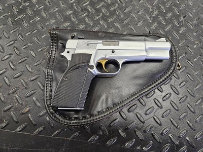 Browning hi- power 9mm Belgium lnip