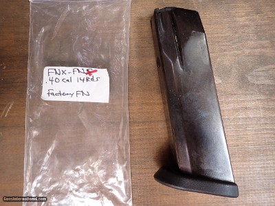 Factory FNX .40 cal 14rd mag