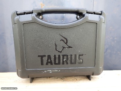 Taurus GX4 Toro - 9mm Optics Ready - NIB - Image 3 of 5