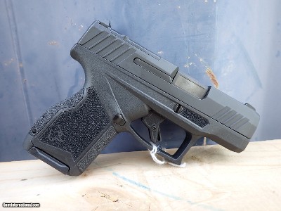Taurus GX4 Toro - 9mm Optics Ready - NIB - Image 2 of 5