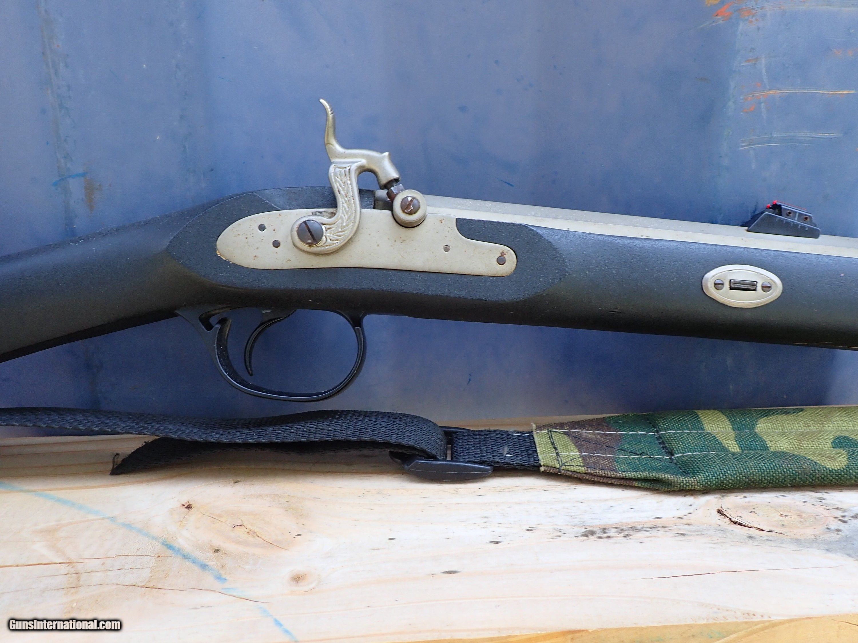 Traditions Deer Hunter 50 Cal Flintlock Muzzleloader