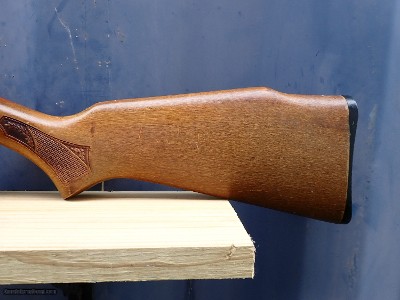 Marlin Glenfield Model 60 - 22 LR - Image 2 of 9