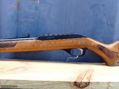 Marlin Glenfield Model 60 - 22 LR - Image 3 of 9
