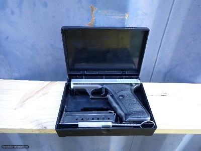 Heckler and Koch P7 9mm H&K P7 - HK P7 - Image 3 of 5